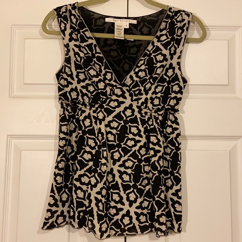 Black and White Patterned Blouse